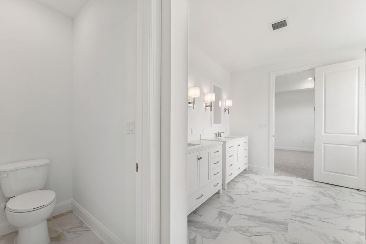 6799 SE Lost Pine Drive, Stuart, FL 34997 Photo