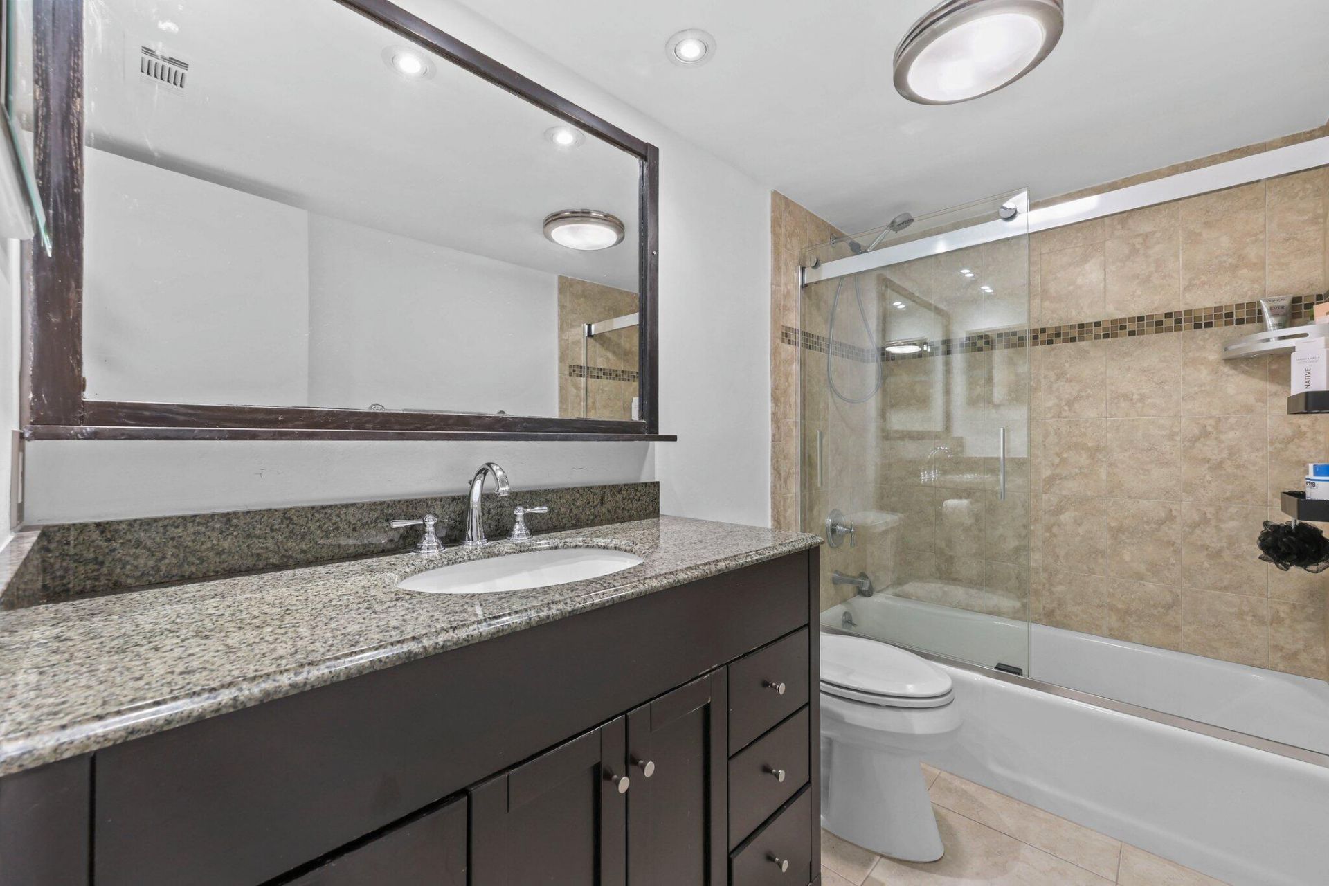 3121 NE 51st Street, Unit 204e, Fort Lauderdale, FL 33308 Photo