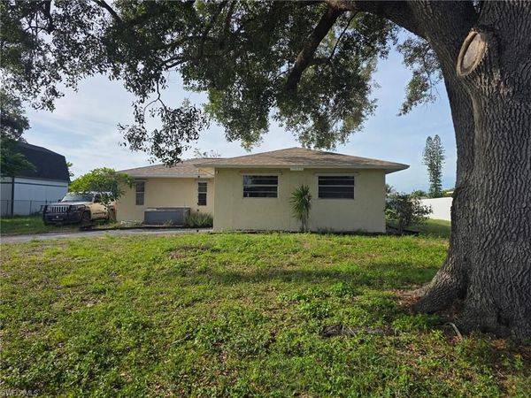 1434 Caywood CIR N, LEHIGH ACRES, FL 33936