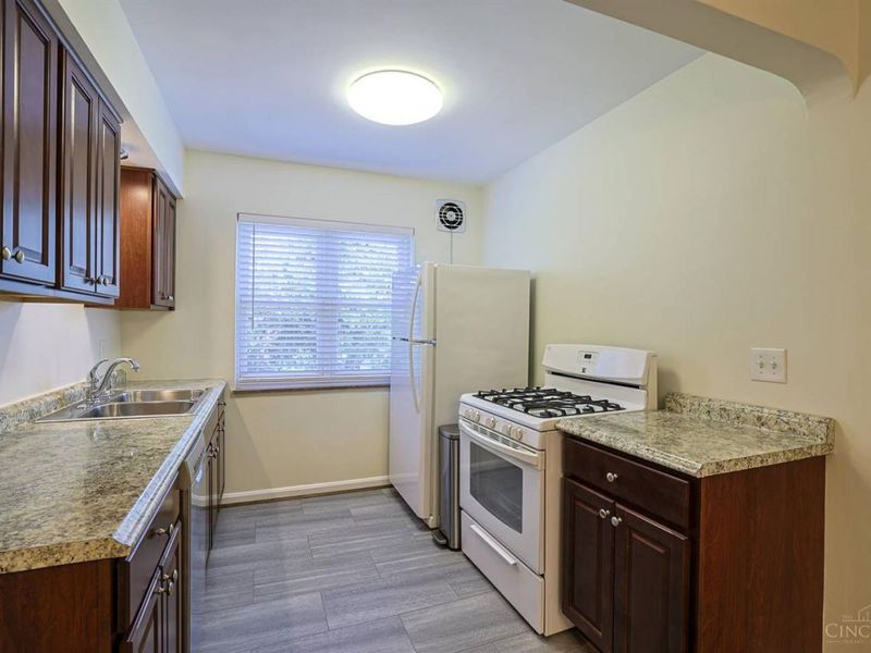 3470 Brotherton Road, Cincinnati, OH 45209 Photo 9