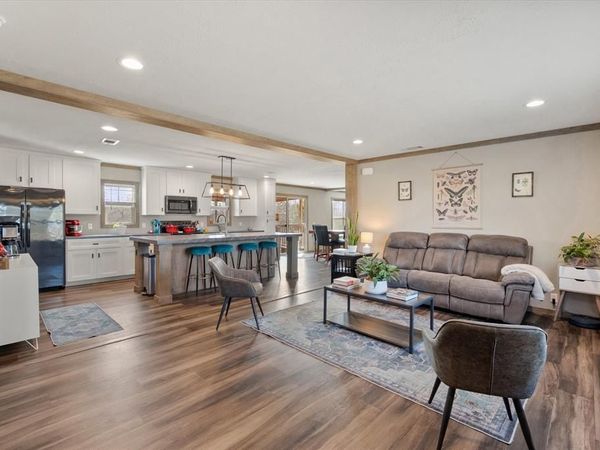 216 SE County Road 3048a , Corsicana, TX 75109