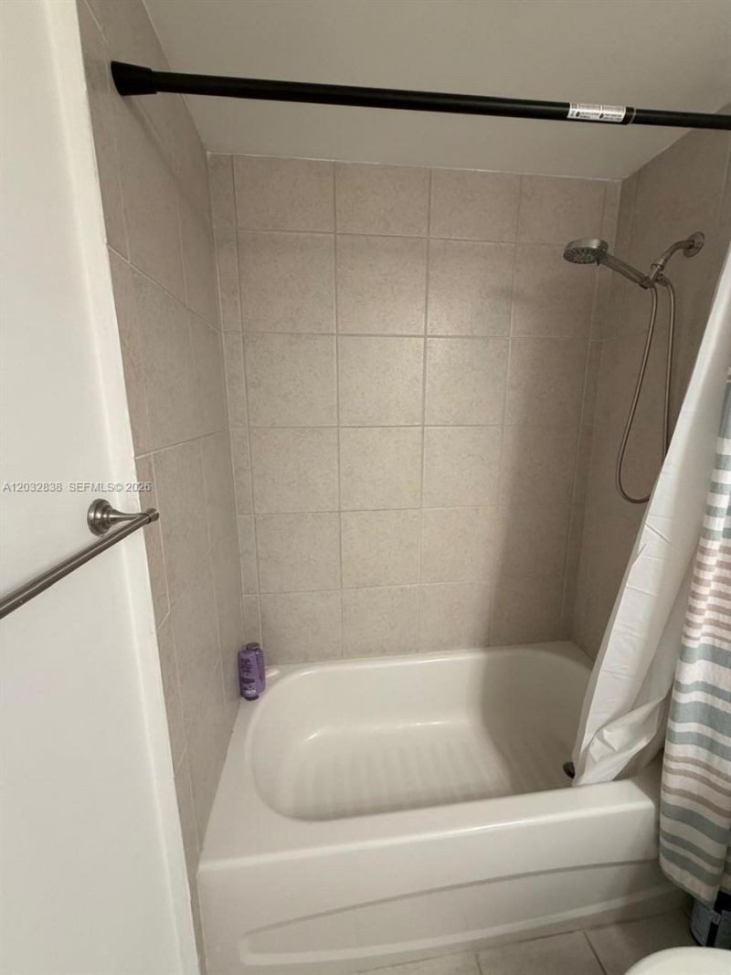 140 S Dixie Hwy , Unit 713, Hollywood, FL 33020 Photo