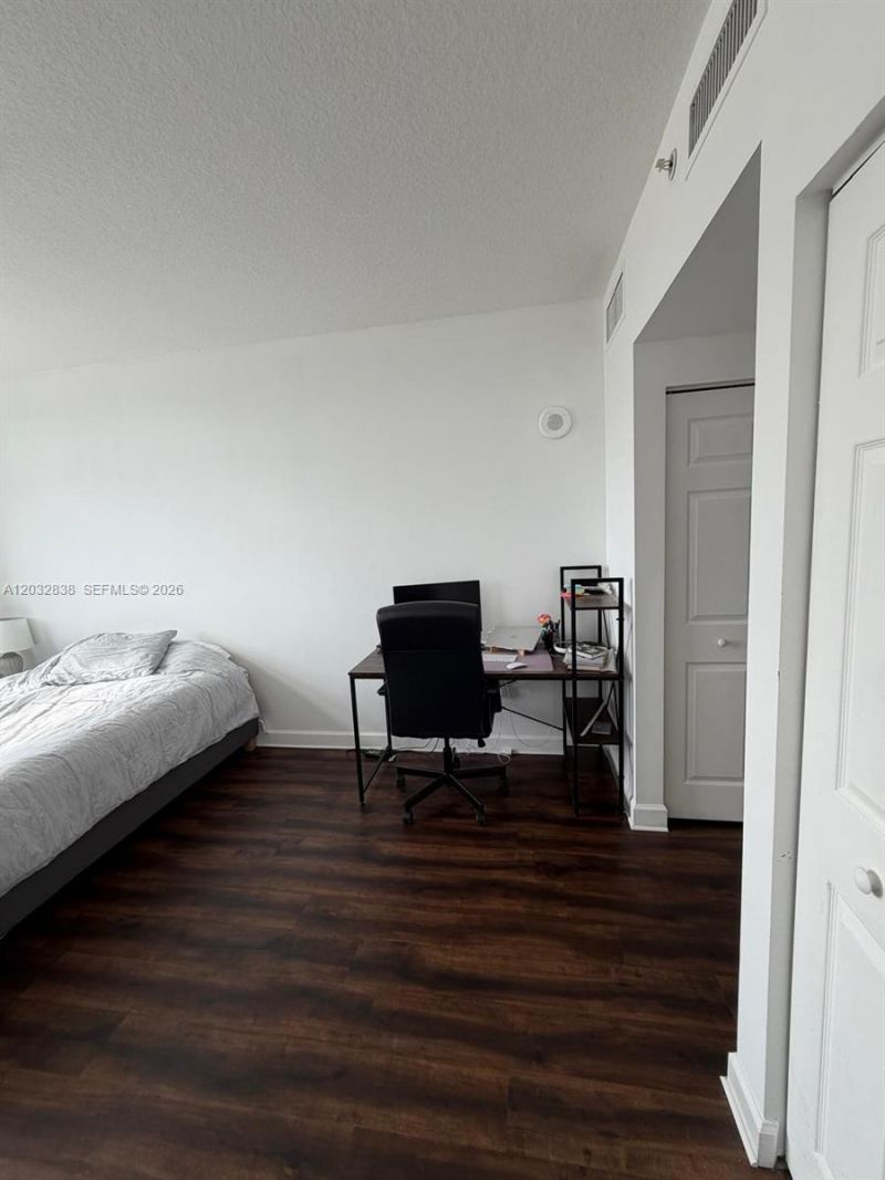 140 S Dixie Hwy , Unit 713, Hollywood, FL 33020 Photo