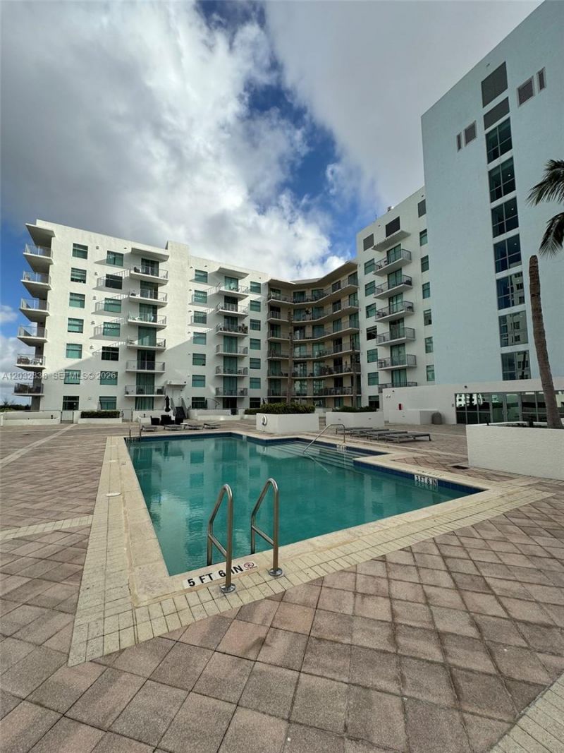 140 S Dixie Hwy , Unit 713, Hollywood, FL 33020 Photo