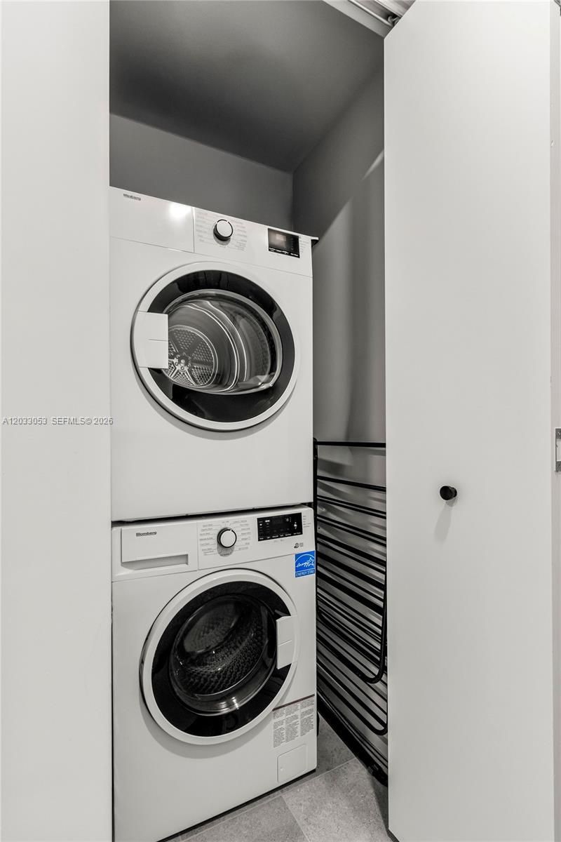 121 NE 5th St , Unit 2401, Miami, FL 33132 Photo