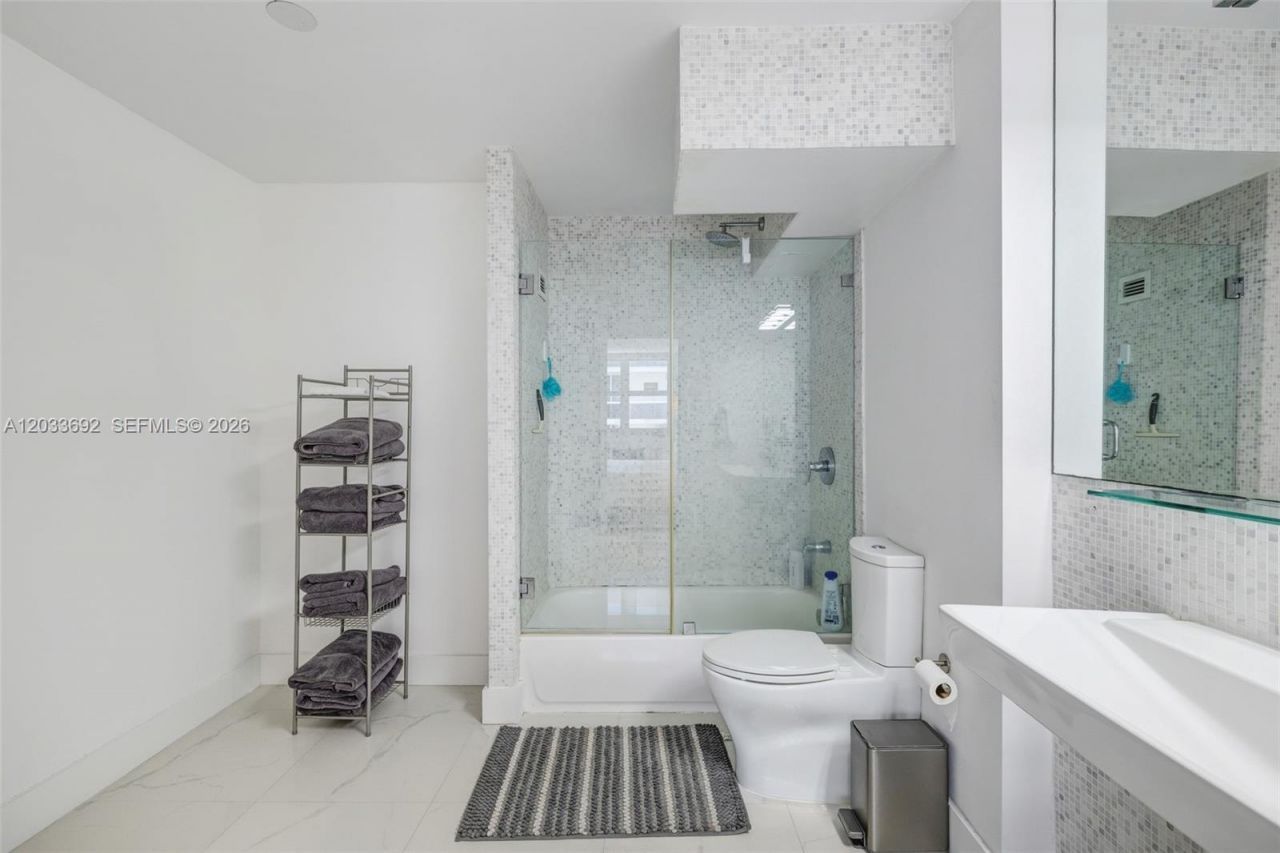 9511 Collins Ave , Unit 1211, Surfside, FL 33154 Photo