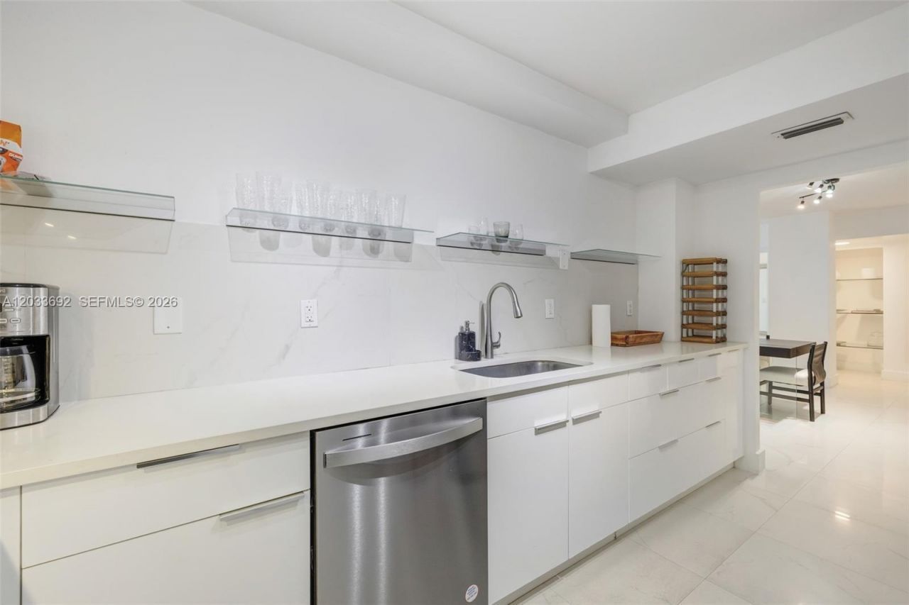 9511 Collins Ave , Unit 1211, Surfside, FL 33154 Photo