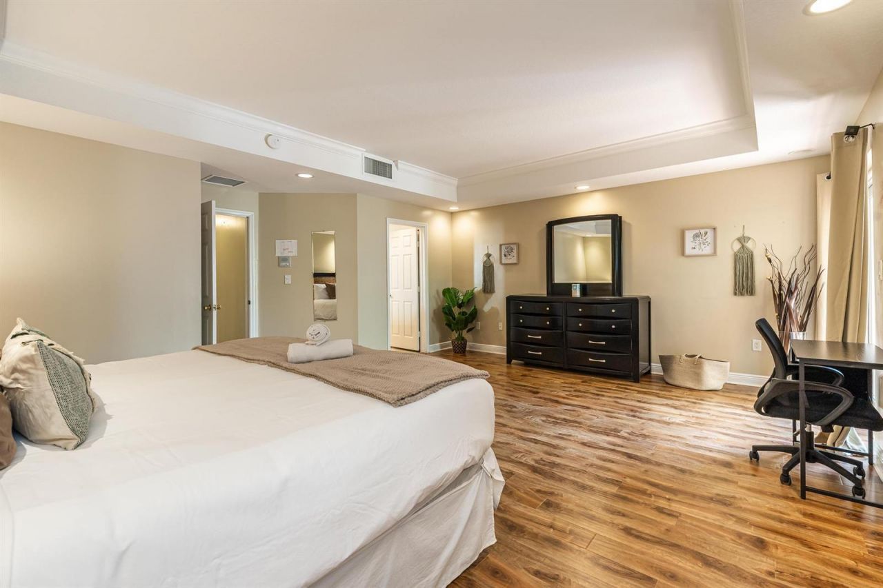 1721 SW 23rd Street , Unit 1721, Fort Lauderdale, FL 33315 Photo