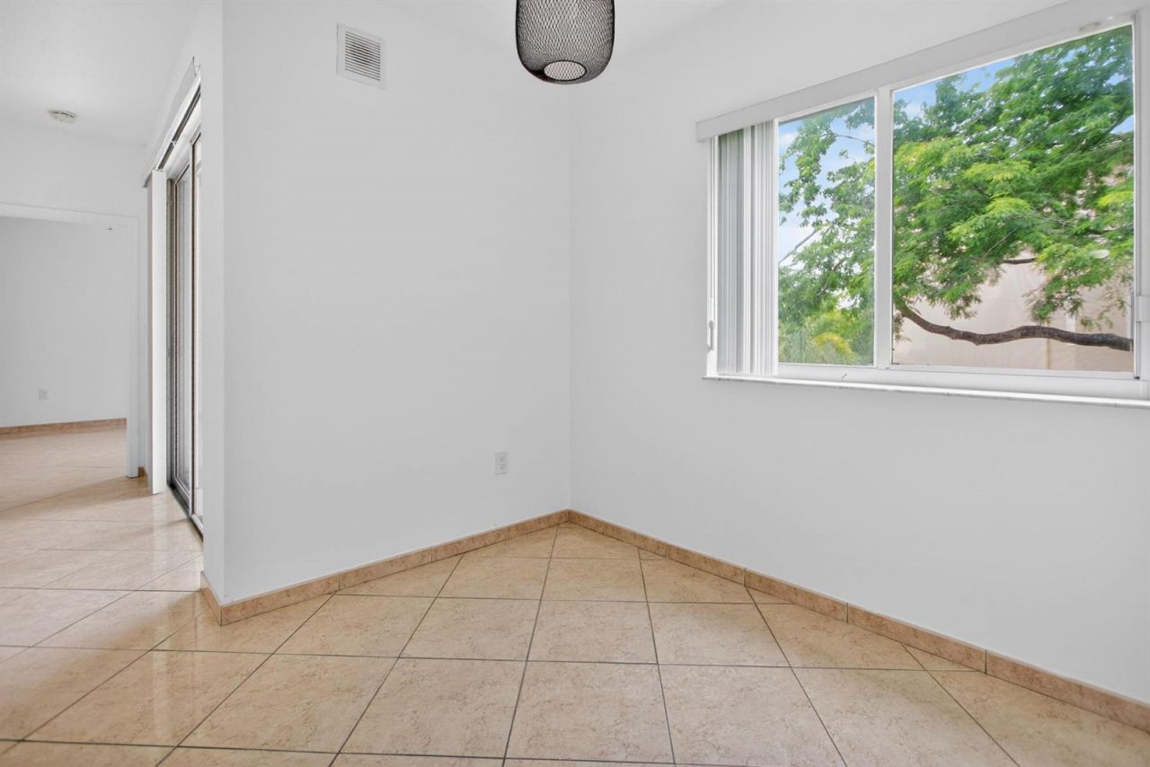 7085 Nova Drive , Unit 232, Davie, FL 33317 Photo