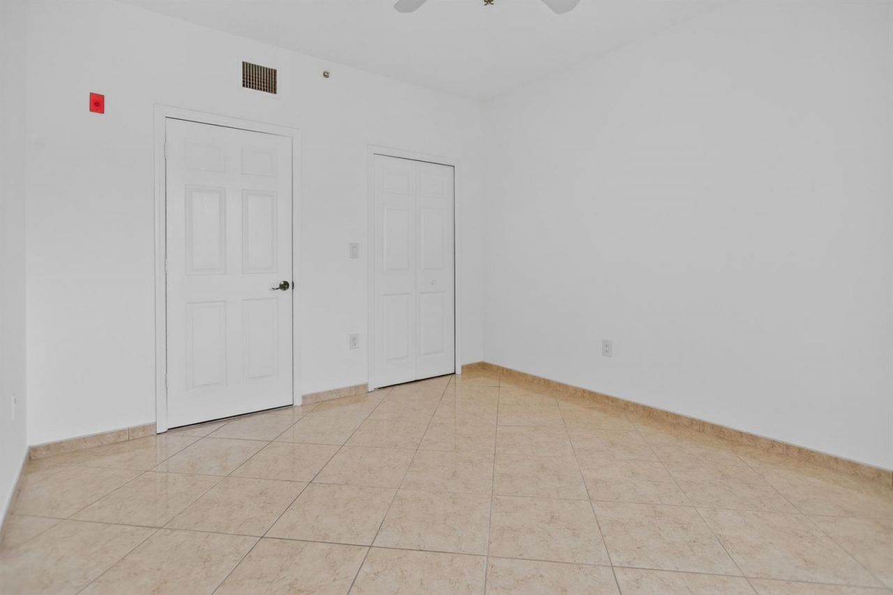 7085 Nova Drive , Unit 232, Davie, FL 33317 Photo