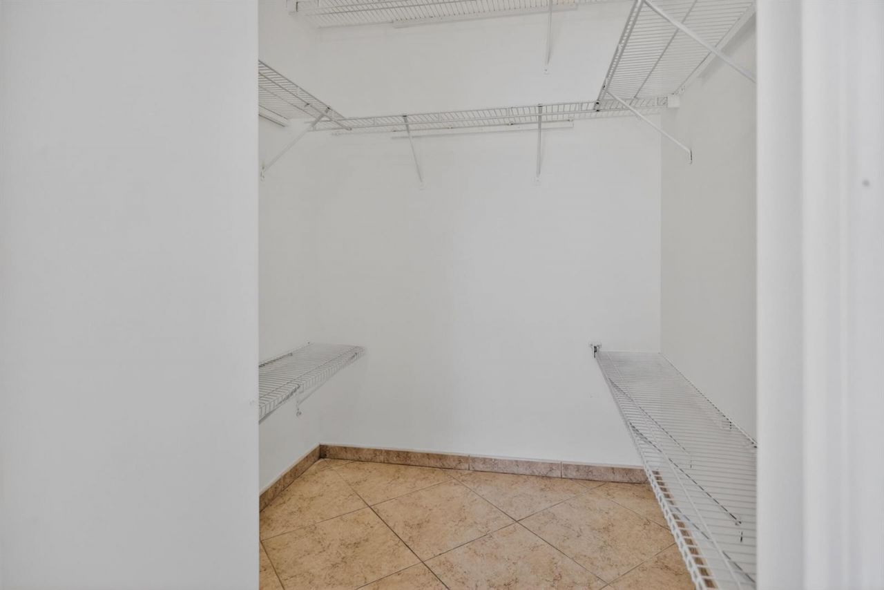 7085 Nova Drive , Unit 232, Davie, FL 33317 Photo