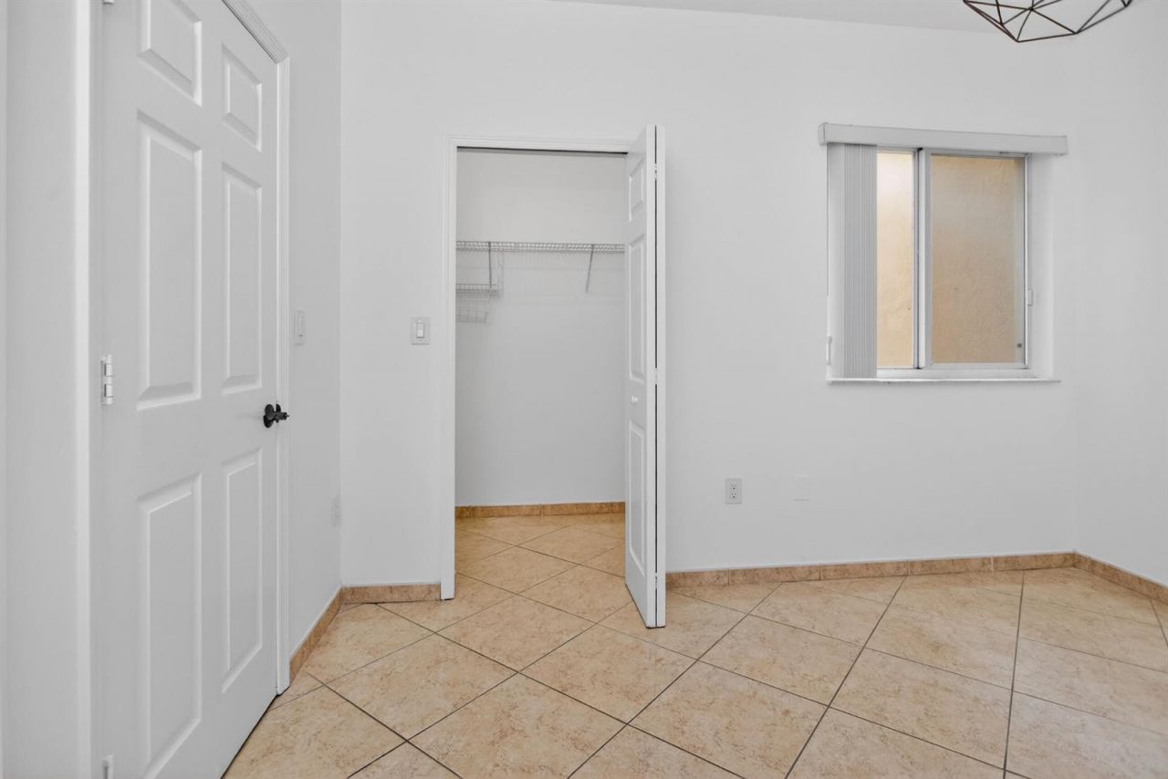 7085 Nova Drive , Unit 232, Davie, FL 33317 Photo