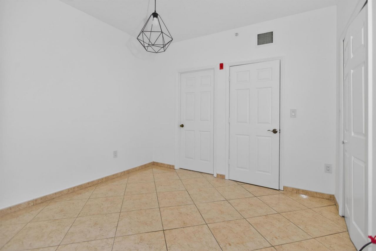 7085 Nova Drive , Unit 232, Davie, FL 33317 Photo