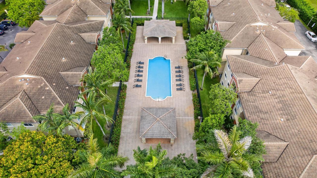 7085 Nova Drive , Unit 232, Davie, FL 33317 Photo