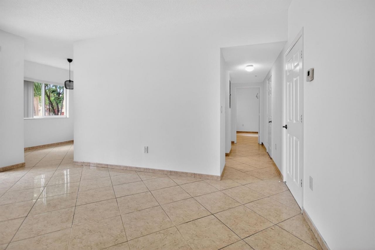 7085 Nova Drive , Unit 232, Davie, FL 33317 Photo