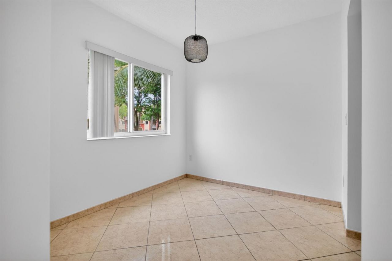 7085 Nova Drive , Unit 232, Davie, FL 33317 Photo