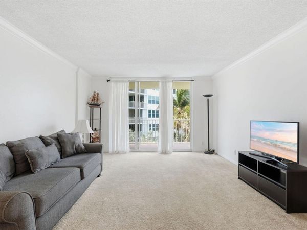 3540 S South Ocean Boulevard, Unit 310, South Palm Beach, FL 33480