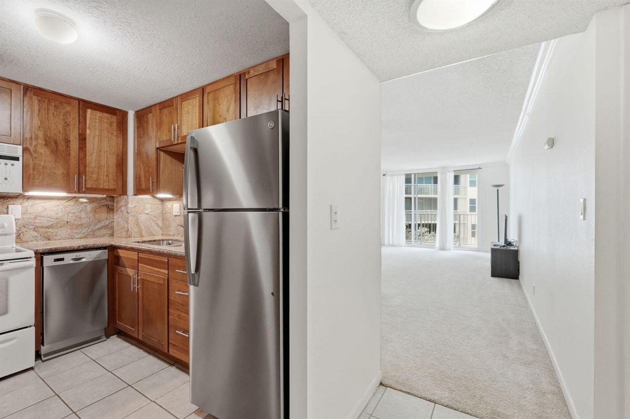 3540 S South Ocean Boulevard, Unit 310, South Palm Beach, FL 33480 Photo