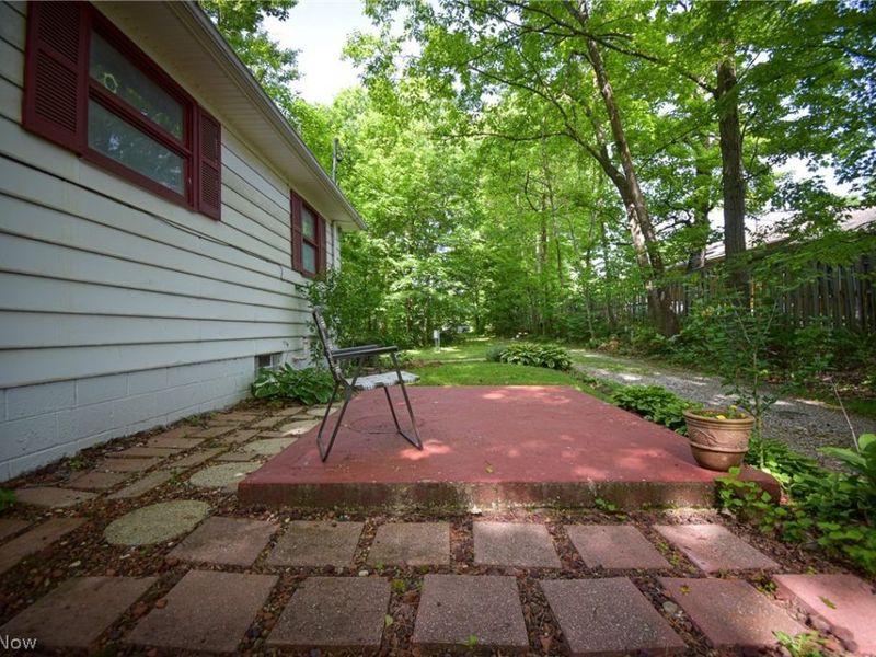 1683 Ridge Road , Hinckley, OH 44233 Photo 42