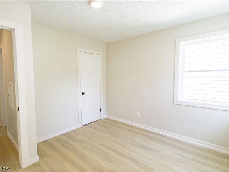 943 Erskine Avenue , Akron, OH 44306 Photo 21