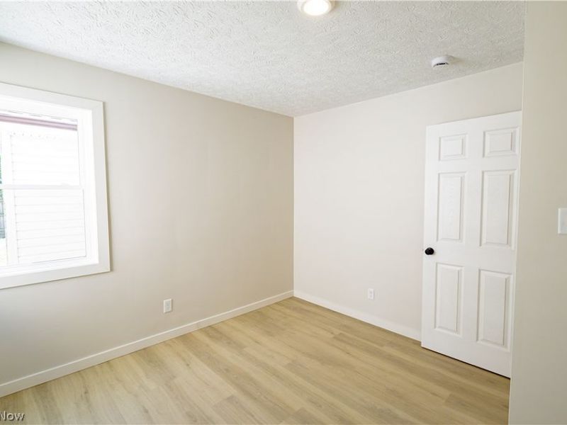 943 Erskine Avenue , Akron, OH 44306 Photo 23