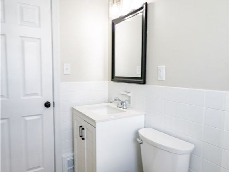 943 Erskine Avenue , Akron, OH 44306 Photo 25