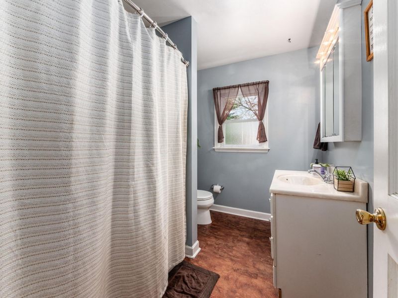 207 N Oak Street, London, OH 43140 Photo 12