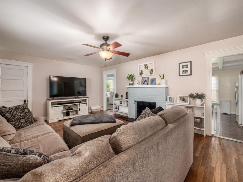 207 N Oak Street, London, OH 43140 Photo 6