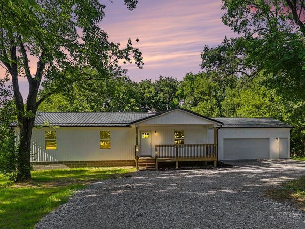 6787 Royalton Road SW, Lancaster, OH 43130