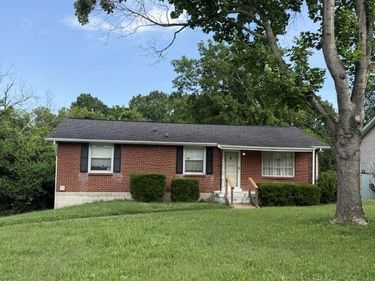 607 Glenpark Ct , Nashville, TN 37217