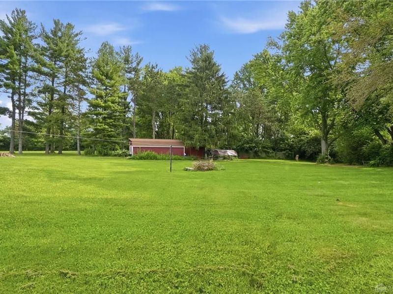9228 Ferry Road, Waynesville, OH 45068 Photo 4