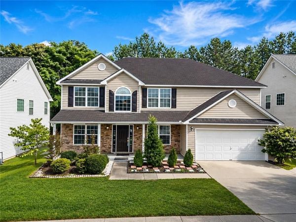 4563 Grove Lake Street , Loganville, GA 30052