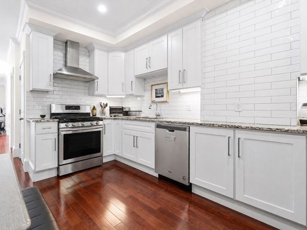 530-532 E Sixth Street, Unit 3, Boston, MA 02127