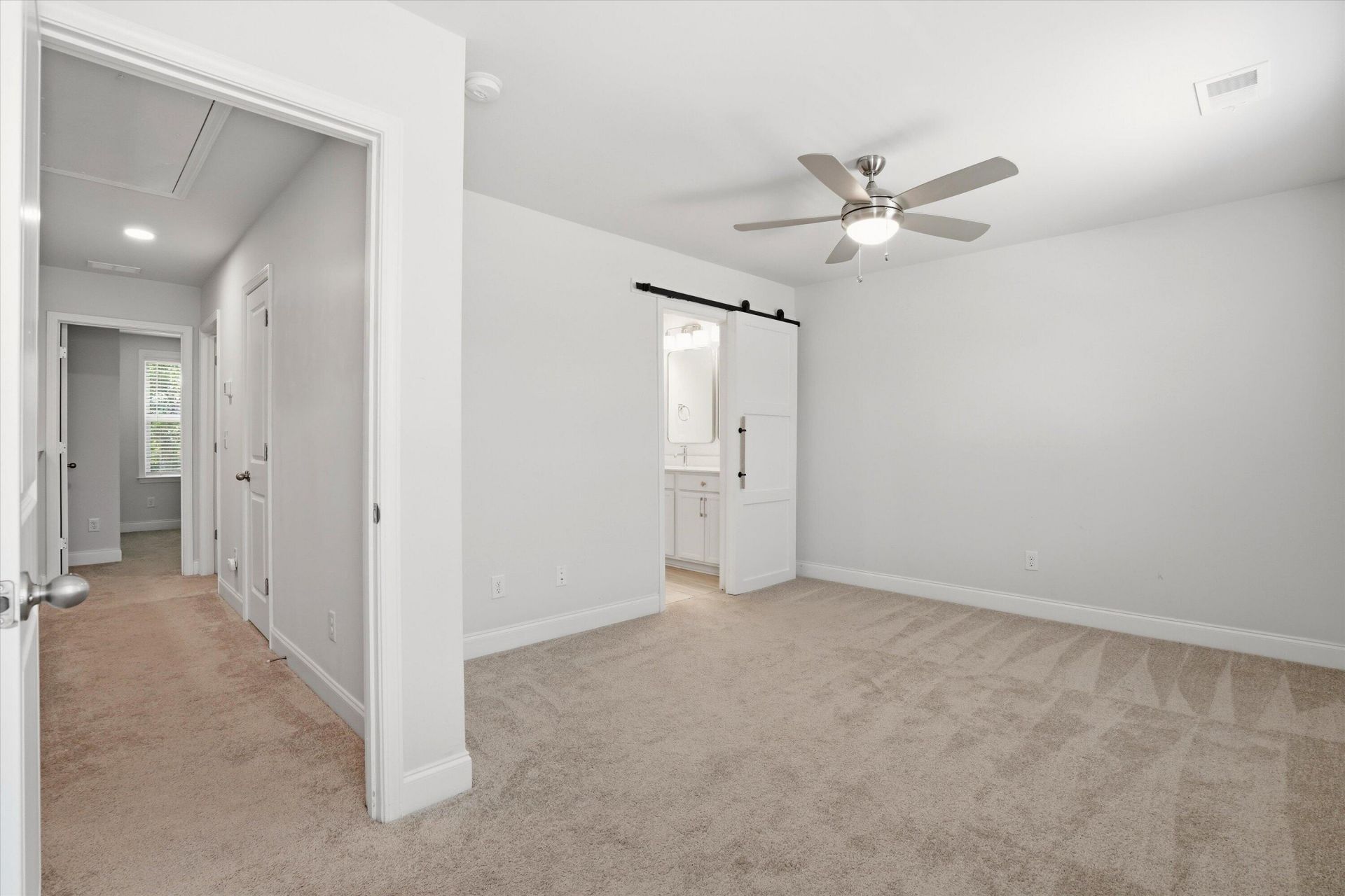 523 Green Fern Drive Photo 17