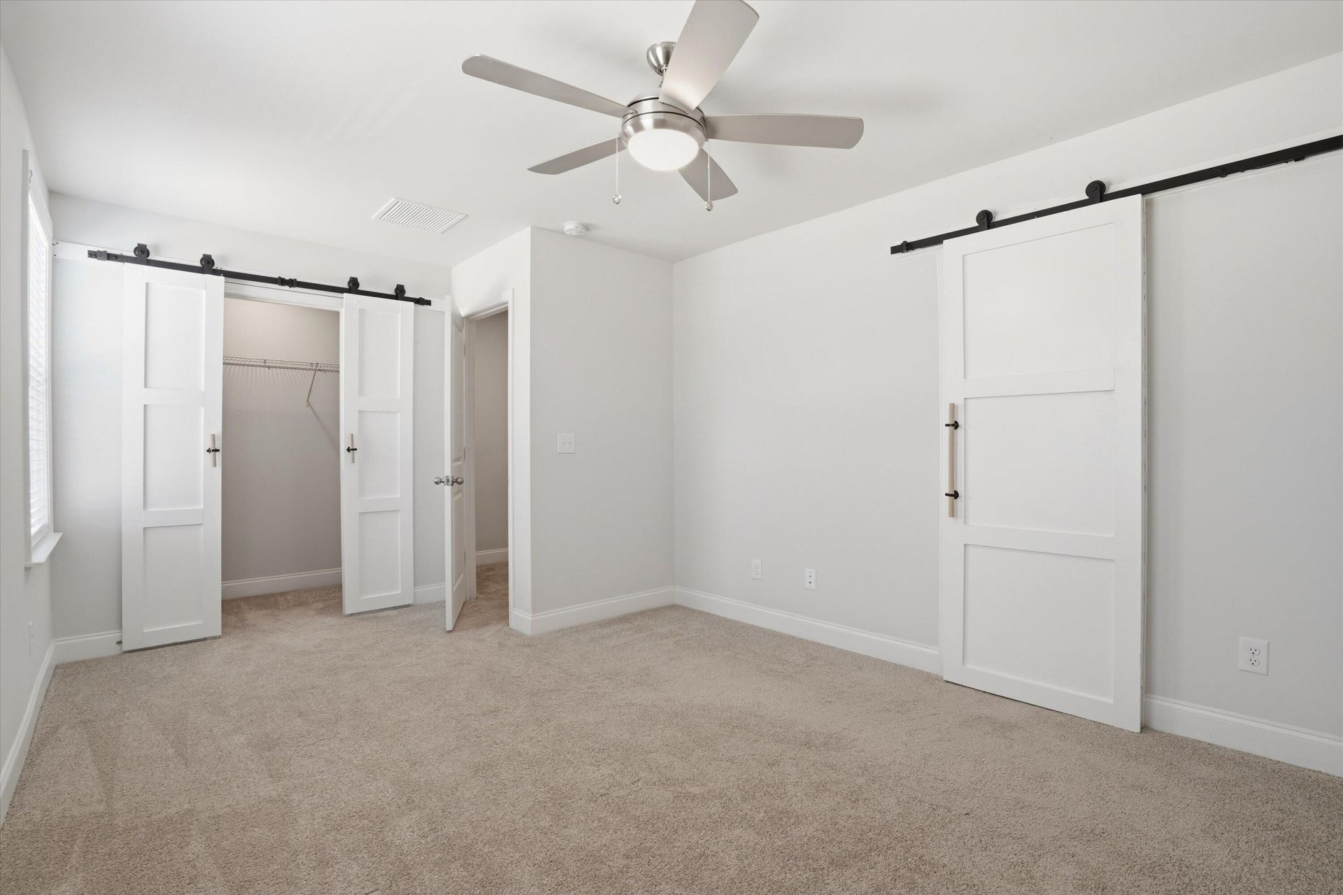 523 Green Fern Drive Photo 18