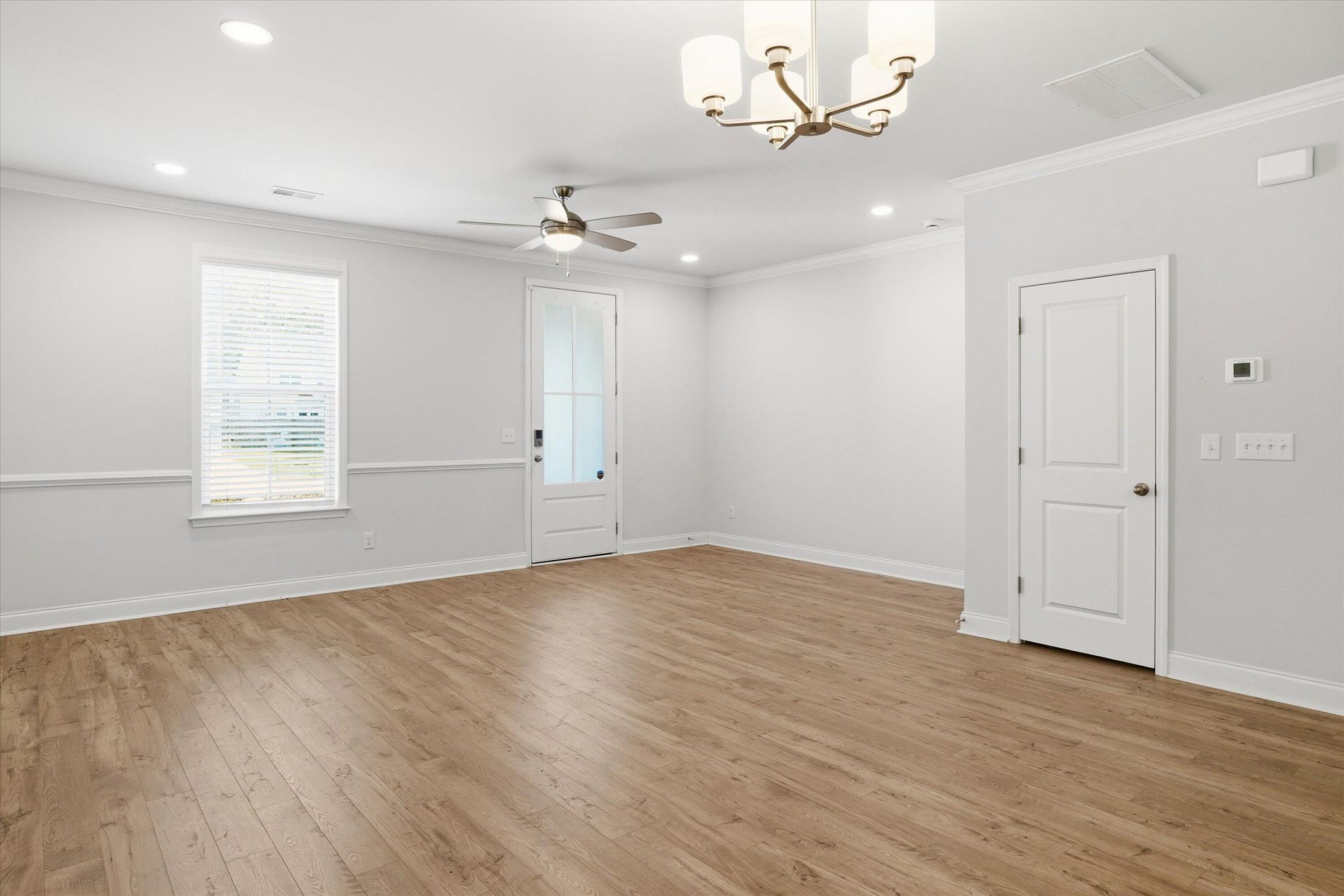 523 Green Fern Drive Photo 7