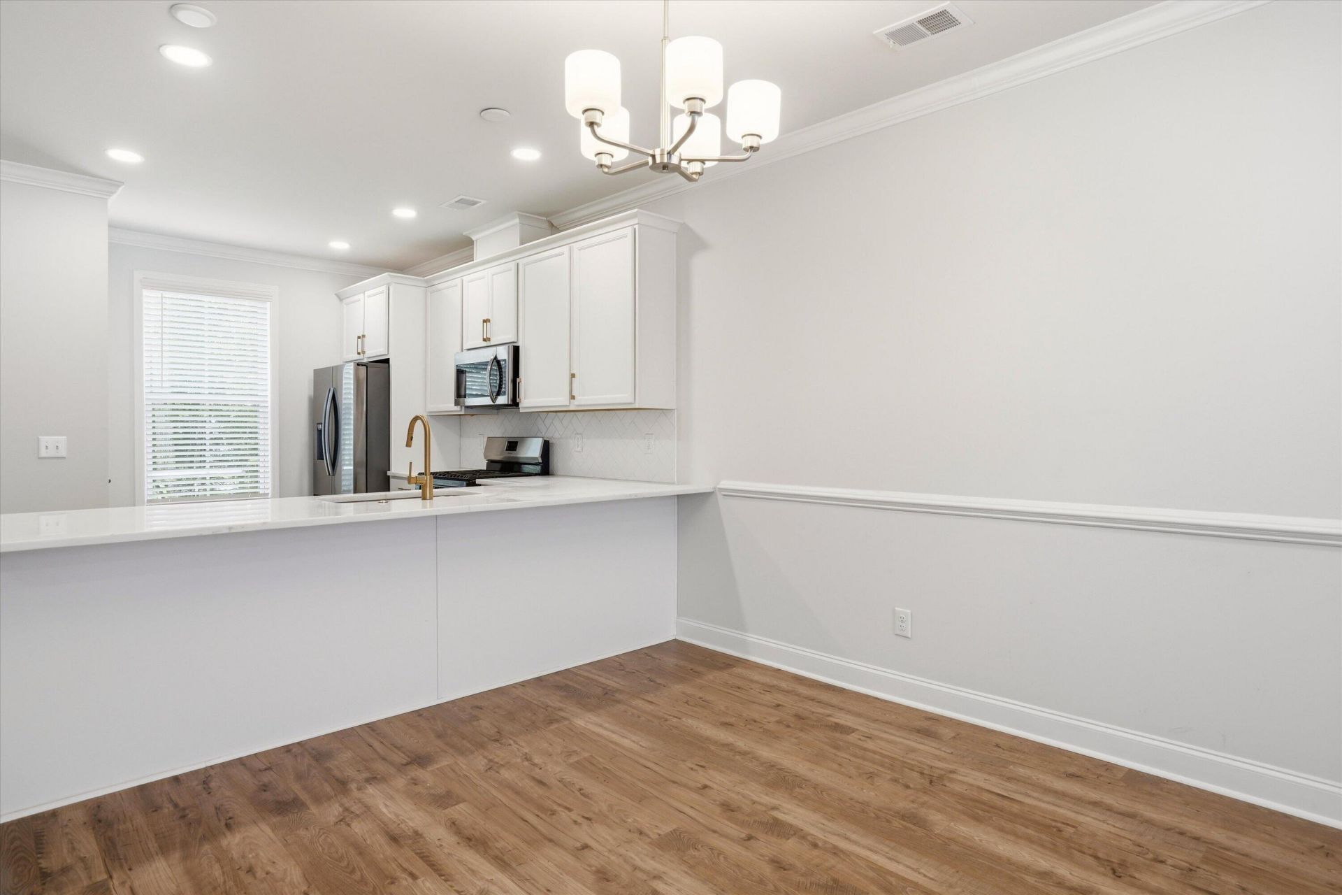 523 Green Fern Drive Photo 8
