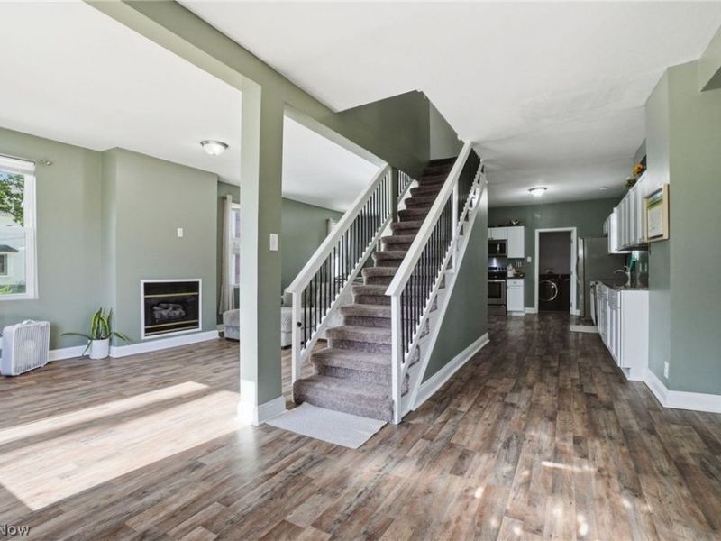 521 High Street , Fairport Harbor, OH 44077 Photo 3