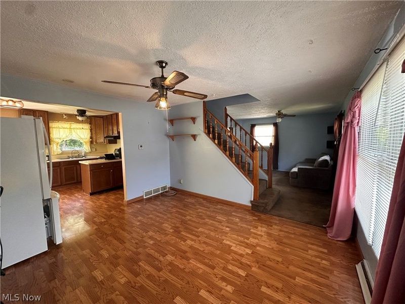 146 Berkley Street, Akron, OH 44305 Photo 3