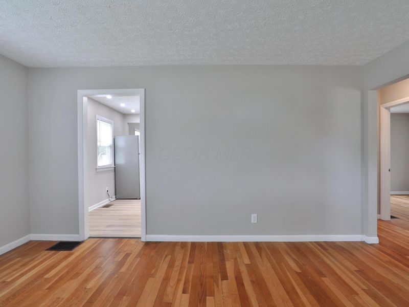 781 Wainwright Drive , Columbus, OH 43224 Photo 9