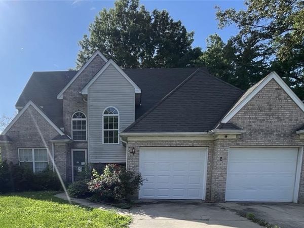 2 Highland Drive , Belleville, IL 62226