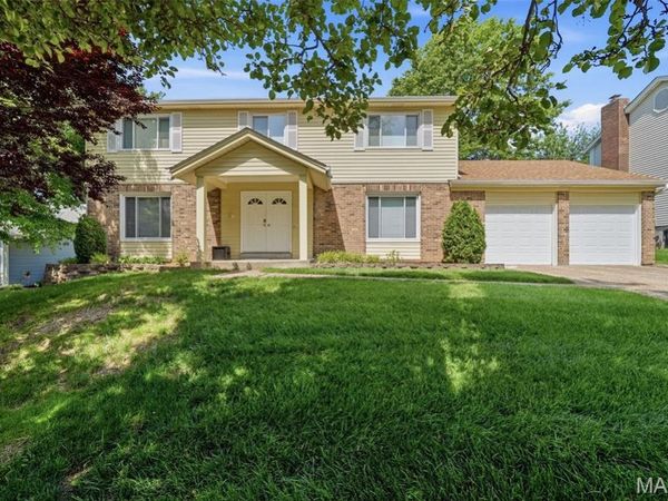 12067 Mereview Drive, St Louis, MO 63146