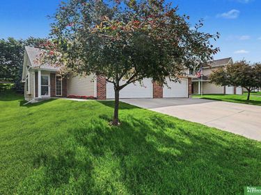 7915 S 162nd Street, Omaha, NE 68136