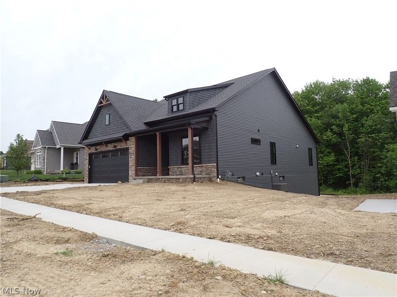 7069 Village Way Drive , Garrettsville, OH 44231 Photo 2