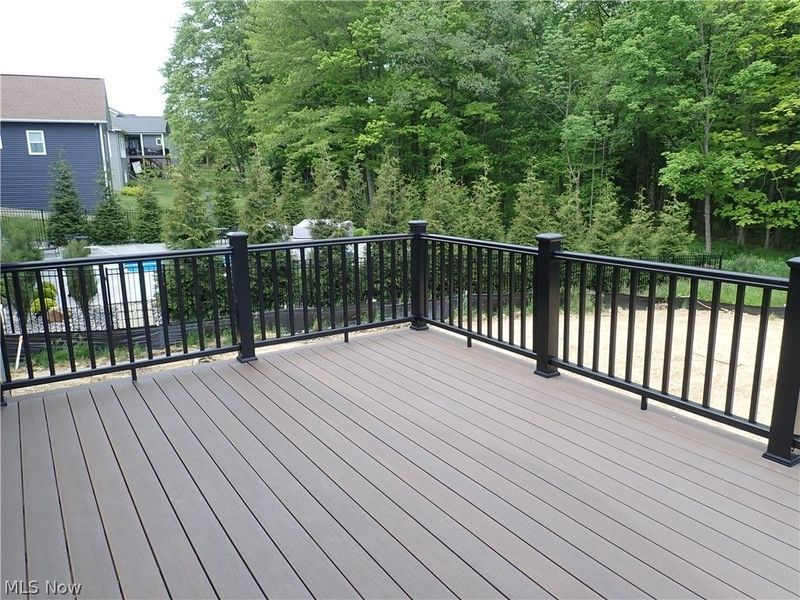 7069 Village Way Drive , Garrettsville, OH 44231 Photo 9