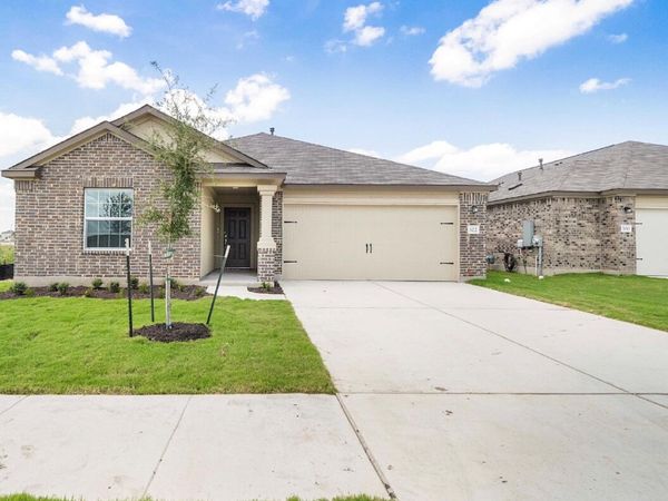 102 Sebring CIR , Hutto, TX 78634