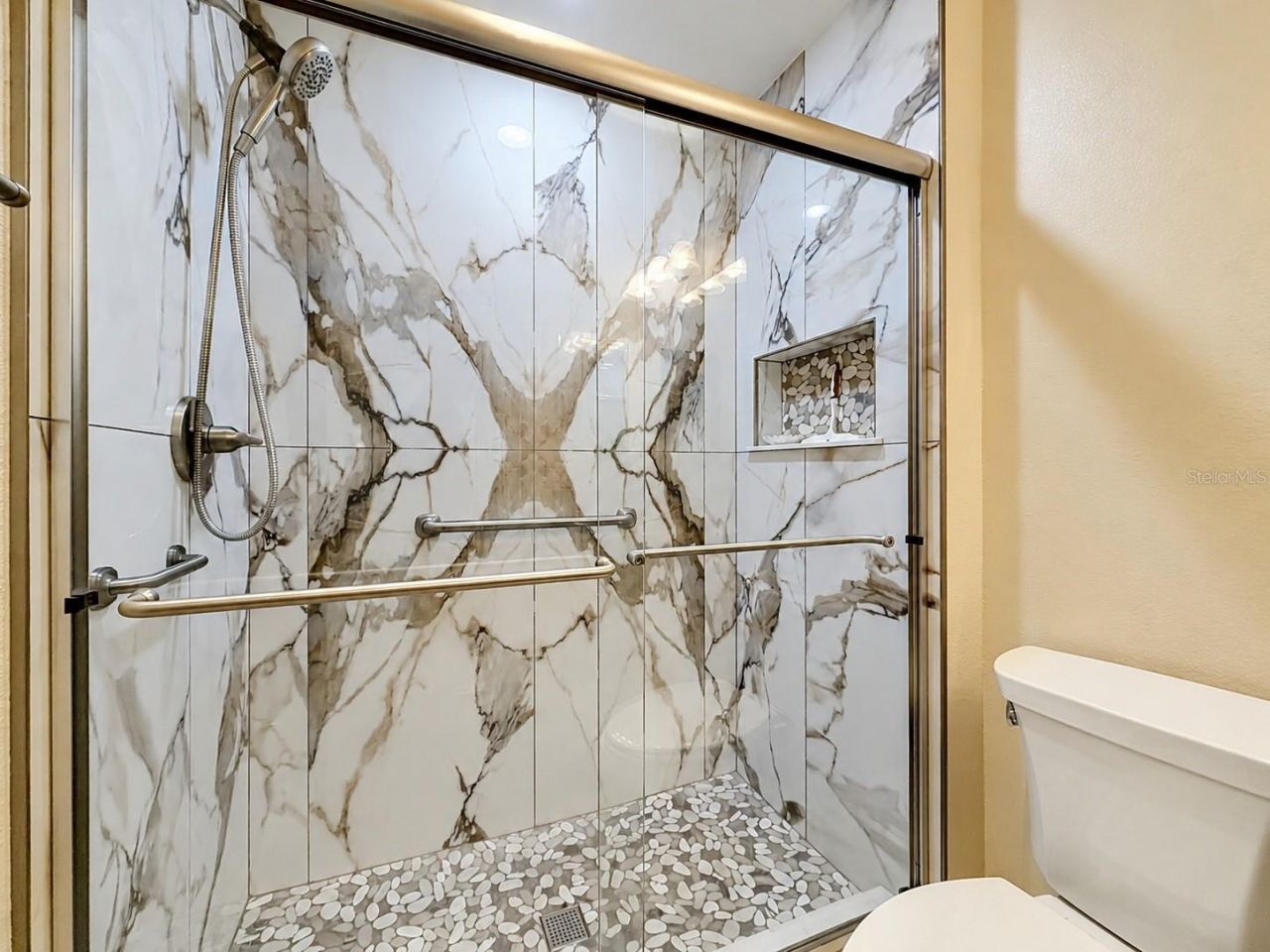 2547 Dividing Creek Path, The Villages, FL 32162 Photo