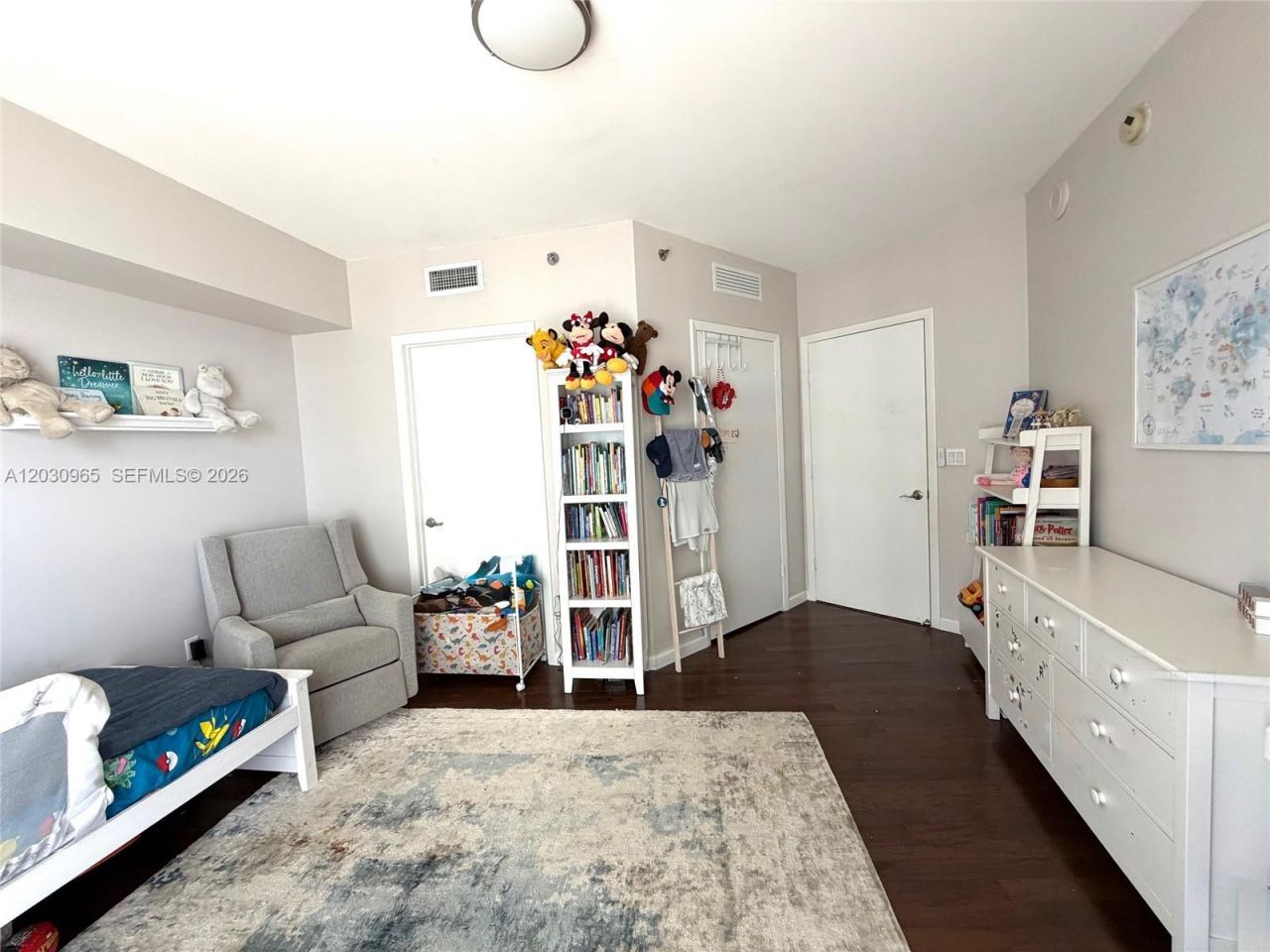 475 Brickell Ave, Unit 2707, Miami, FL 33131 Photo