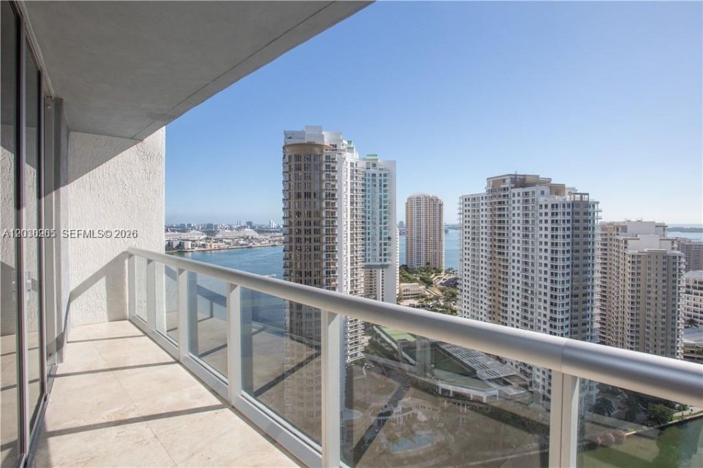 475 Brickell Ave, Unit 2707, Miami, FL 33131 Photo