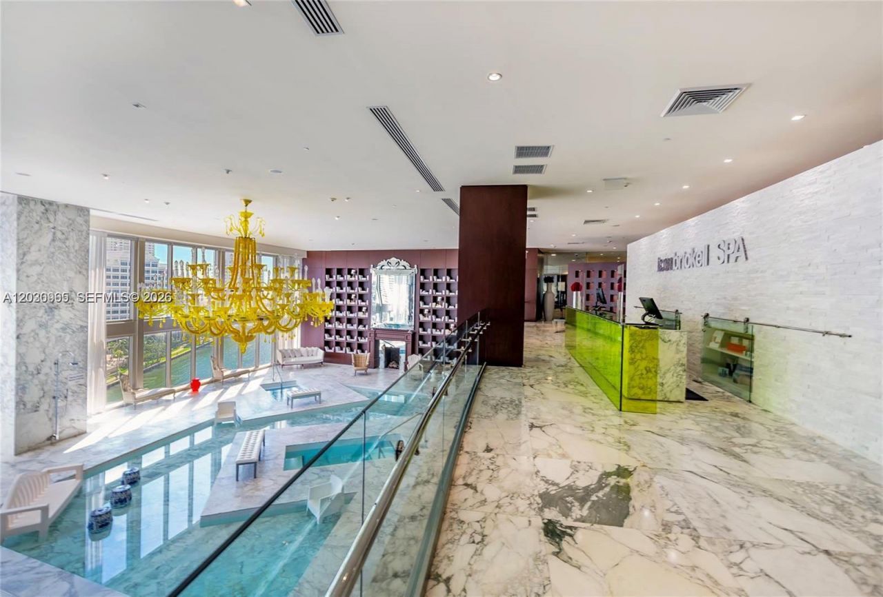 475 Brickell Ave, Unit 2707, Miami, FL 33131 Photo